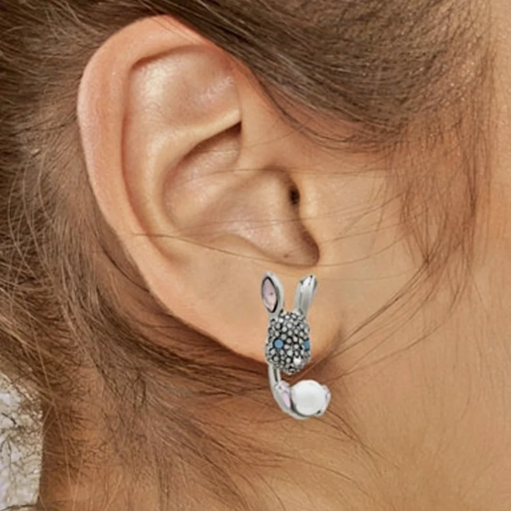NEW Betsey Johnson Crystal Bunny Pearl Stud Earrings Silver Tone Gift Box NWT
